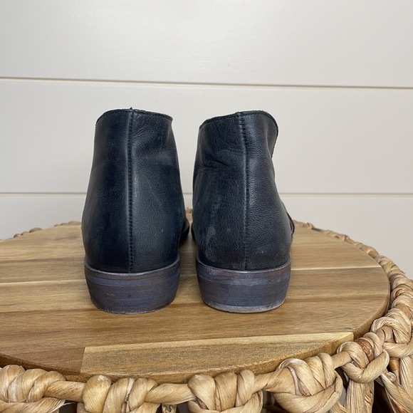 Free People Royale Booties Cut Out Loafer Black Leather Size 36 - Picture 5 of 9